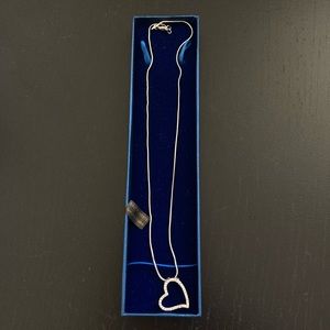 Bret Roberts Genuine crystal necklace